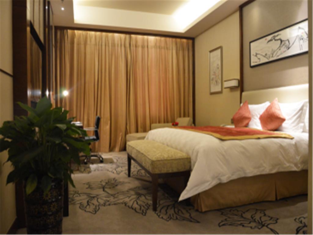 Luxury Blue Horizon Hotel Đông Dinh Ngoại thất bức ảnh